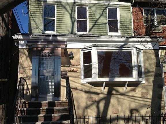 2nd image of 7221 48th Ave APT 2