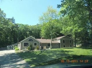 4591 Knapp St NE, Grand Rapids, MI 49525