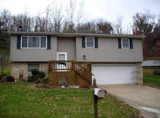 213 Suzanne St, Washington, WV 26181