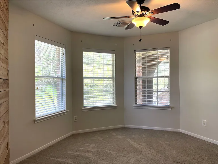 6411 Virginia Fields Dr — Photo 21