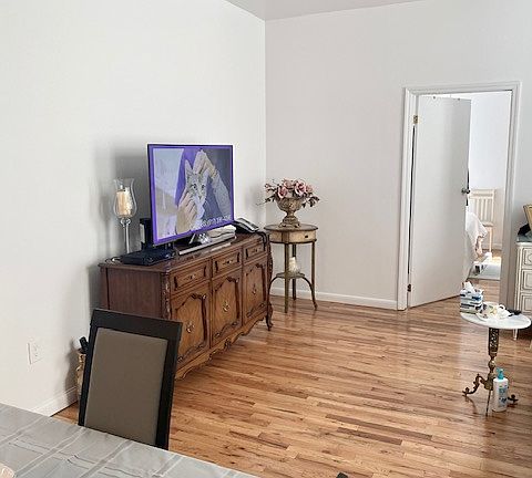 2nd image of 31-41 44th St #1R