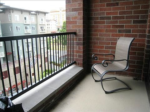 1st image of 505 Broadway Ave #904