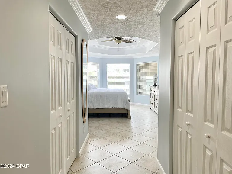1043 Plantation Dr — Photo 19