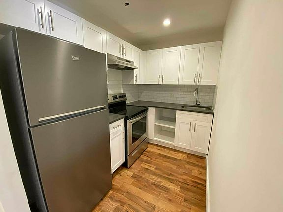 3rd image of 2513 Bedford Ave #1B