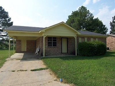 4th image of 117 Parkway St