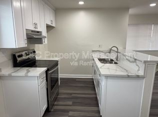 3418 20th St, Highland, CA 92346