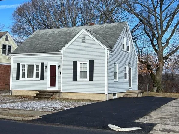 85 Randall St, Cranston, RI 02920