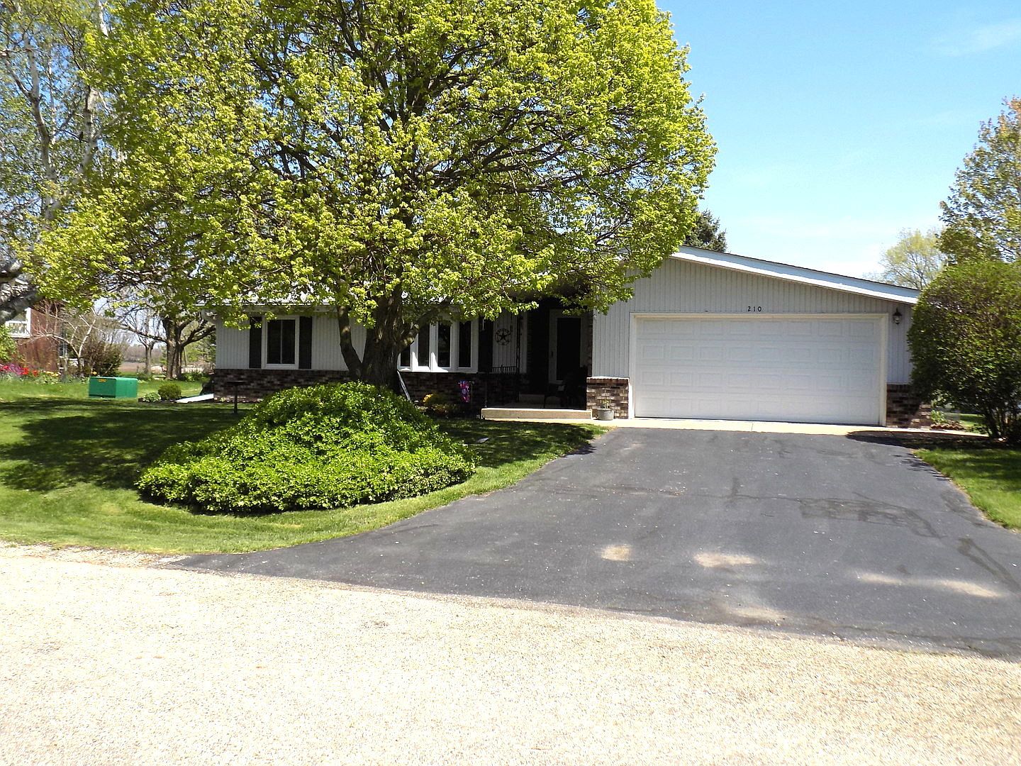 210 Pittman Ct, Manlius, IL 61338 Zillow
