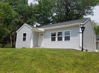 270 5th Ave, Marion, IA 52302