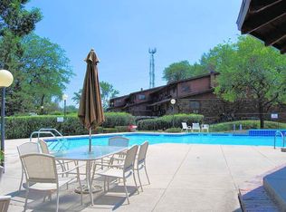 8510 West Waterford AVENUE #5, Greenfield, WI