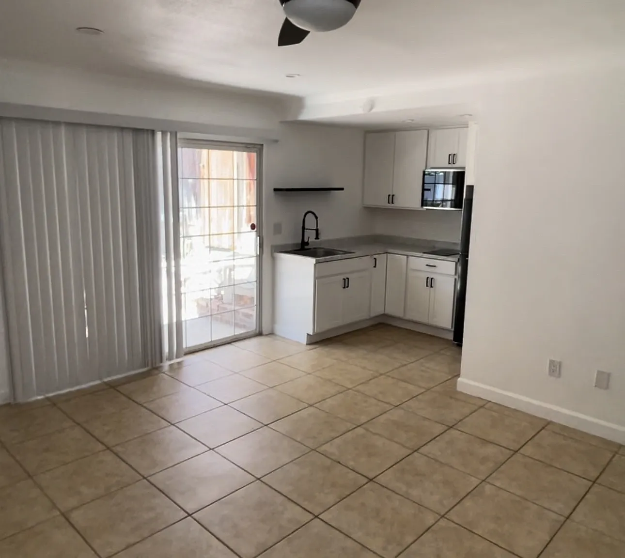 Phlox Ct, Redlands — Photo 2