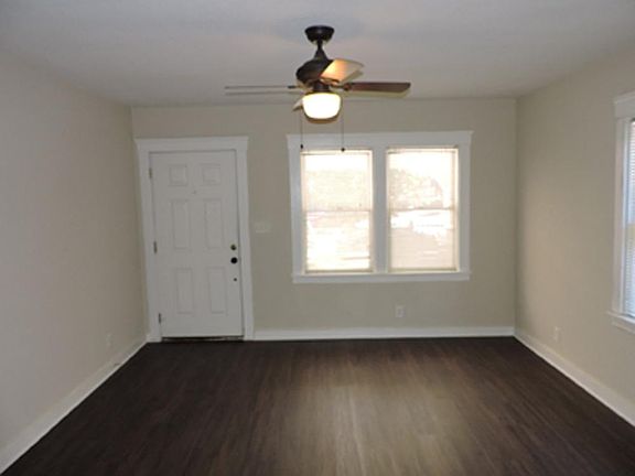 3rd image of 1217 G St APT A