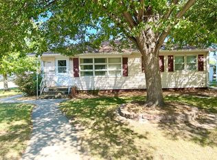 204 E 18th St, Grand Island, NE 68801