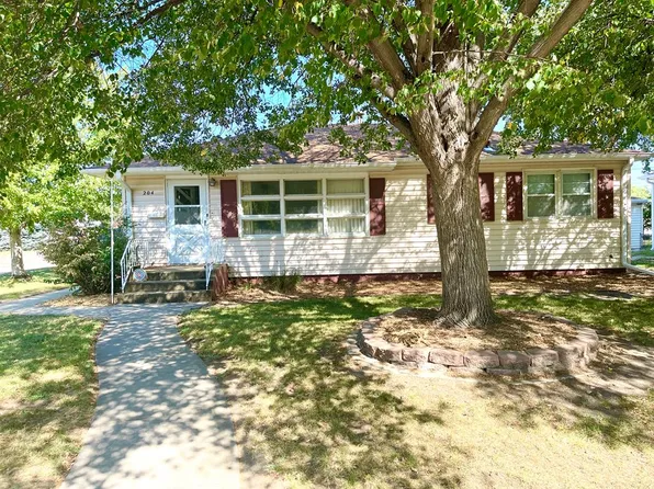 204 E 18th St, Grand Island, NE 68801