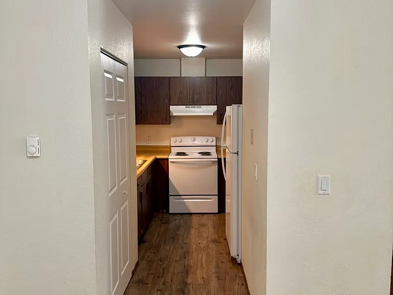 901 Progress St #5 — Photo 5