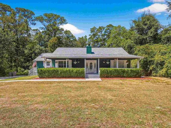 2443 Brookwood Pl, Cantonment, FL 32533