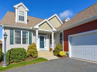 26 Braeburn Ln #26, Ashland, MA 01721