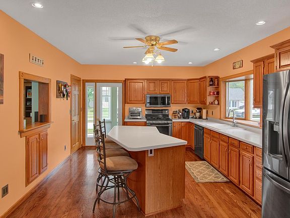 Spacious Kitchen