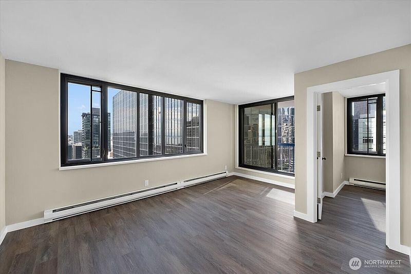 5th image of 2100 3rd Avenue #2104