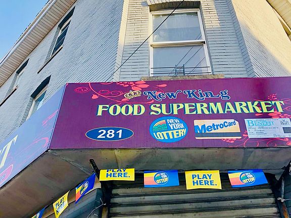 2nd image of 281 Broadway