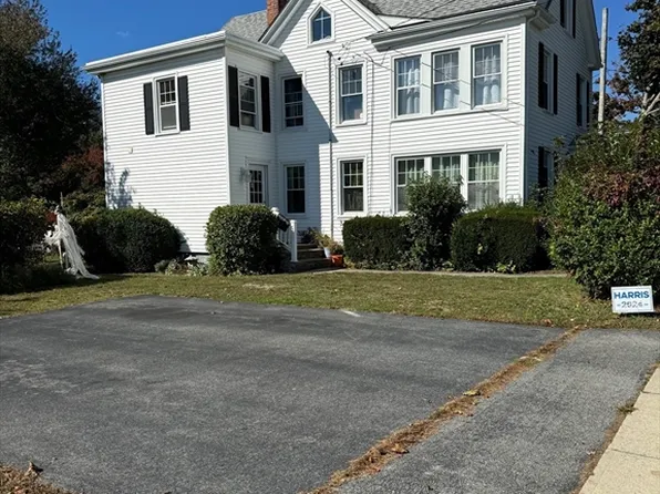 3277 Acushnet Ave, New Bedford, MA 02745