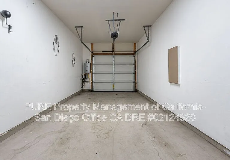 1658 El Raval Way #2 — Photo 21