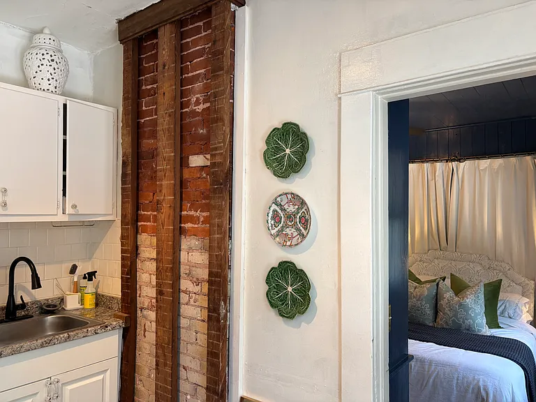 616 W Azeele St #3 — Photo 17
