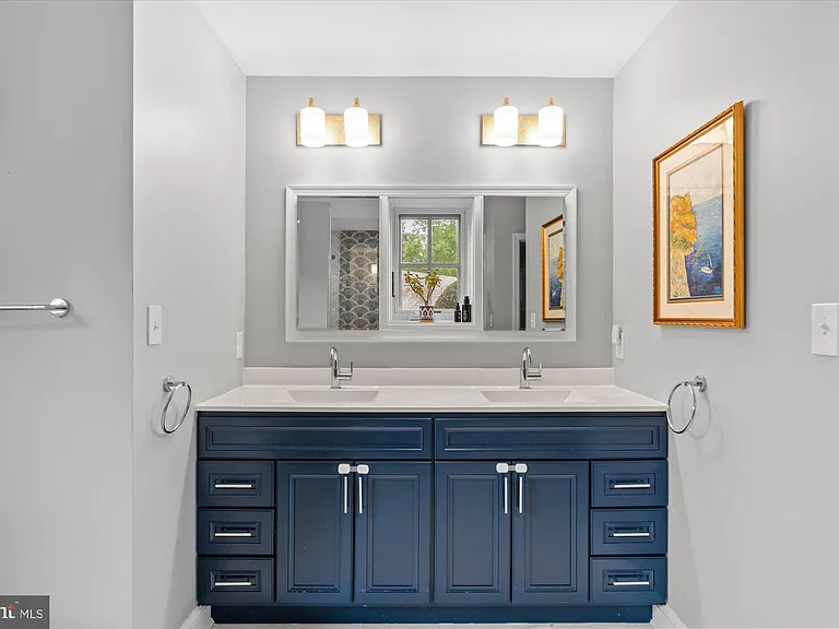 3701 Blackthorn Ct — Photo 16