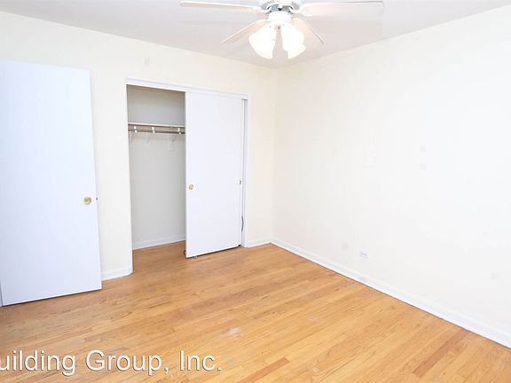 4th image of 528 W Wellington Ave APT 102