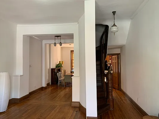 Rented by Oxford Property Group | media 45