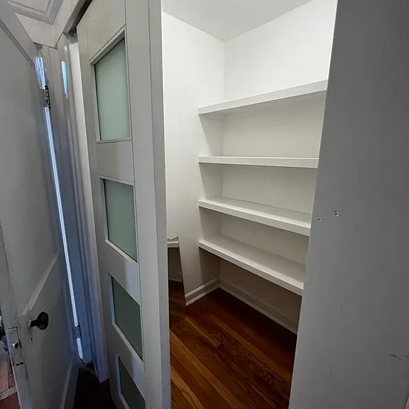 865 Centre St #2L — Photo 4