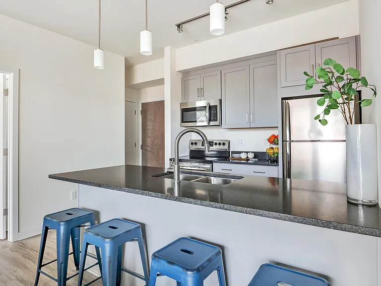 1312 Bainbridge St #202 — Photo 2