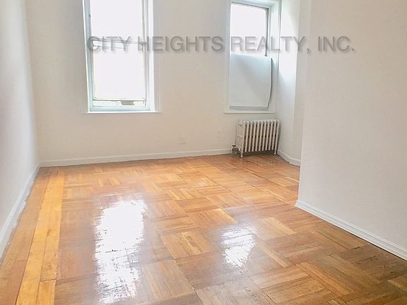 5th image of 125 1st Ave