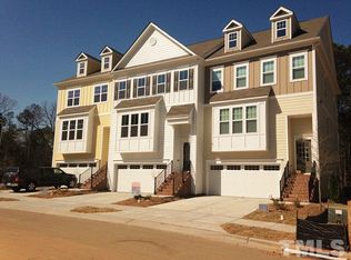 632 Edgewater Ridge Ct, Apex, NC 27523