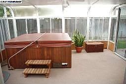 Solarium w/spa