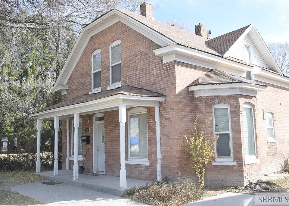 74 N Adams Ave, Blackfoot, ID 83221 Zillow