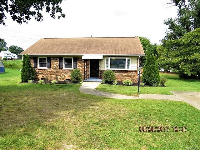 1st image of 402 Mango Ct