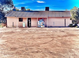 629 Meadow Lake Rd, Los lunas, NM 87031