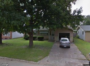 515 S Forest Ct, Springfield, MO 65806
