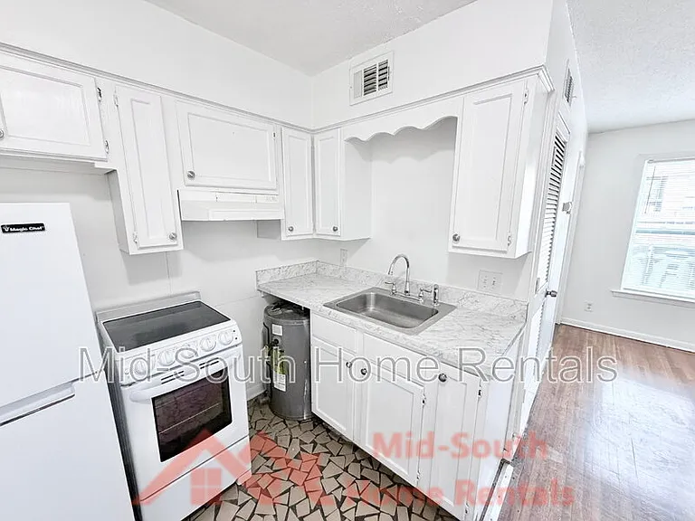 3969 Southlawn Ave #1 — Photo 6