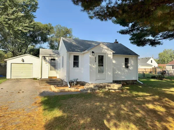 239 Normandy St, Waterloo, IA 50703