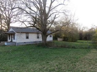 1105 E South 6th St, Seneca, SC 29678