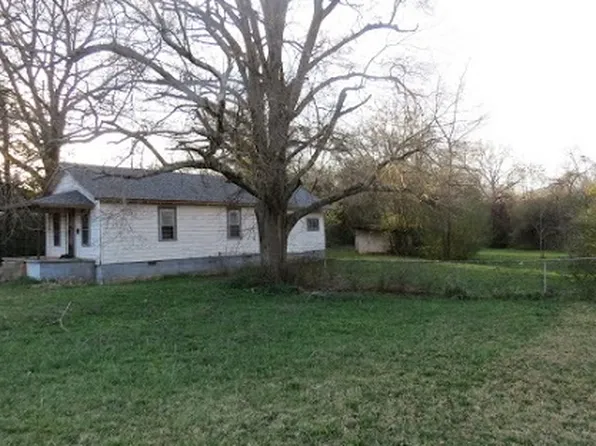 1105 E South 6th St, Seneca, SC 29678