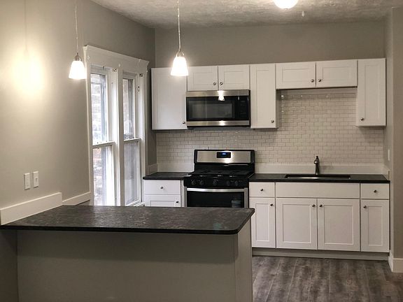 2nd image of 2804 York Ave #2