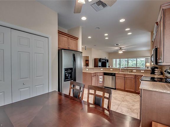4th image of 12736 Devonshire Lakes Cir
