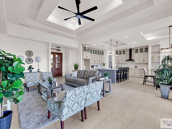5th image of 3714 White Rock Cir
