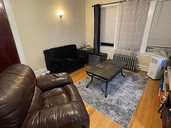 3rd image of 4541-43 W Wellington Ave #2952-1