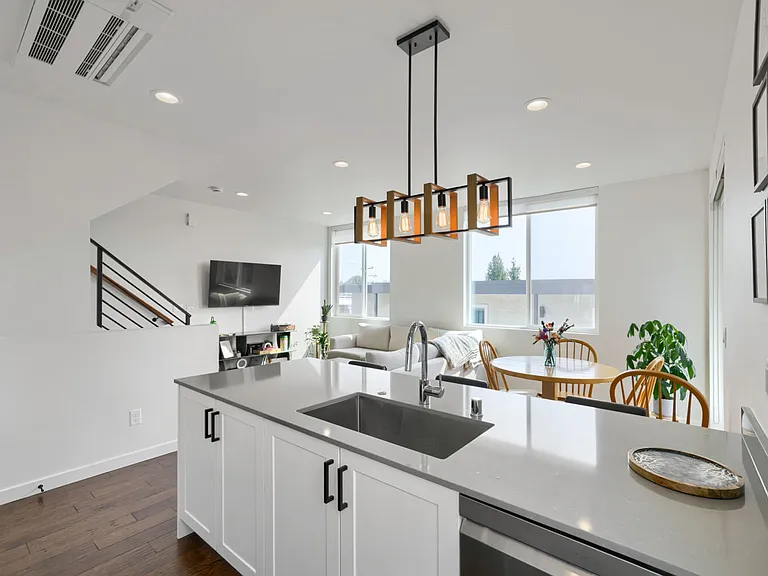 760 N 72nd St #A — Photo 7
