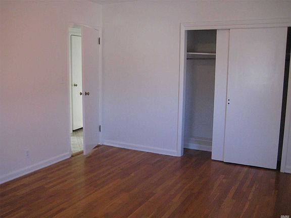 4th image of 42-29 216th St