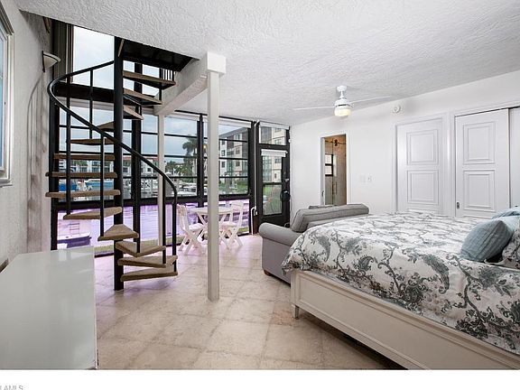5th image of 801 River Point Dr APT 106A